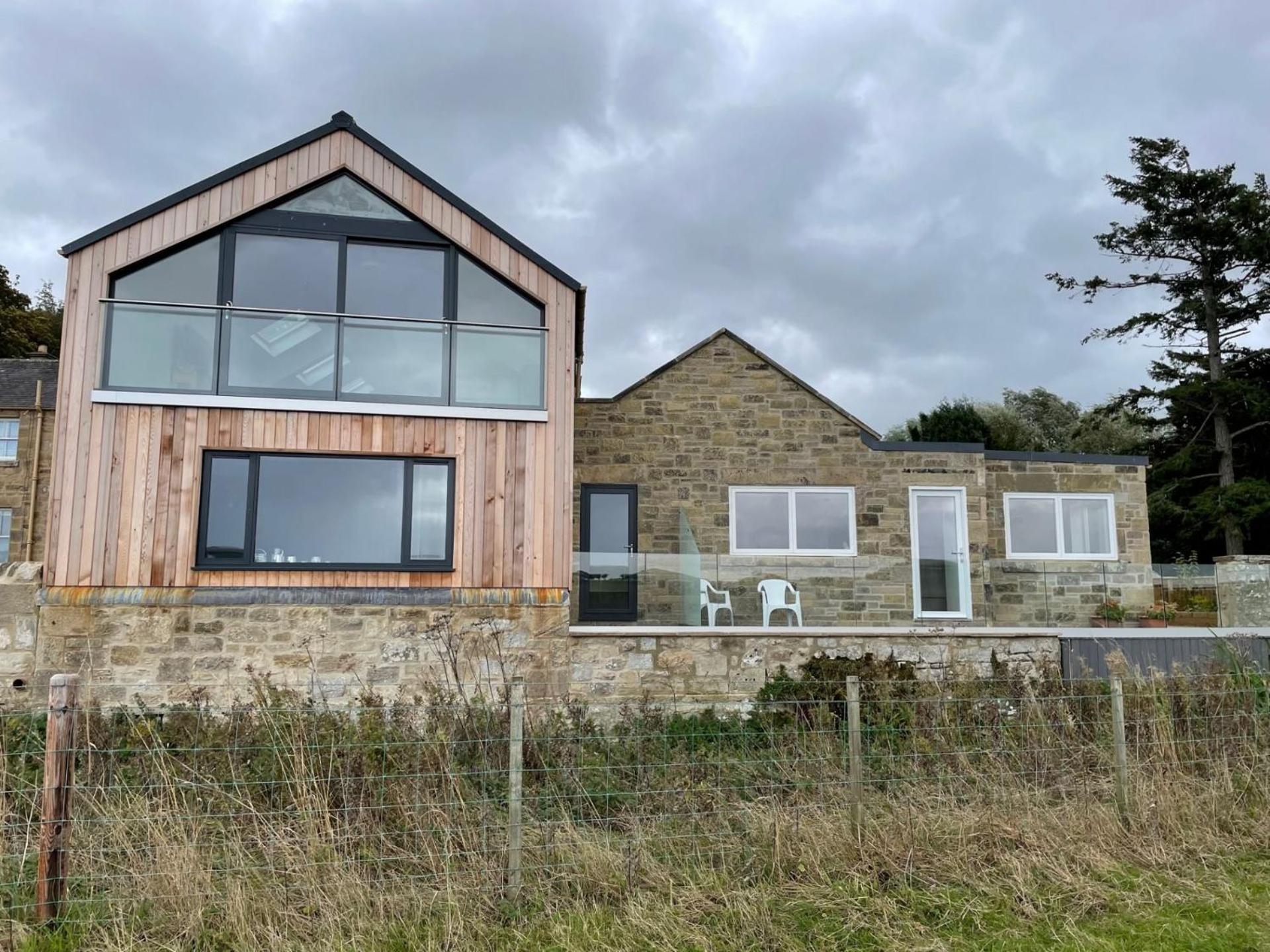 Holiday home The Coach House *